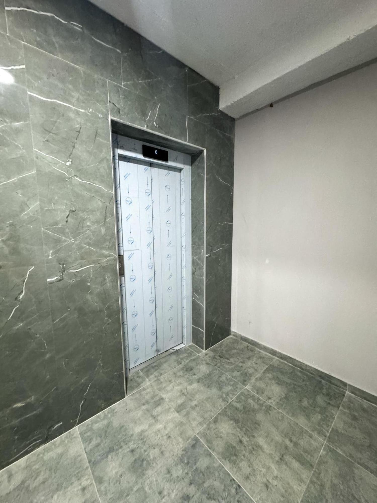 Apartment 999 Tirana